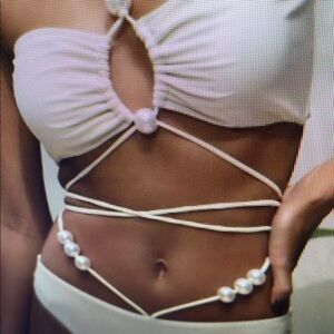 Elegant White Strappy Intimate Set